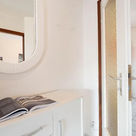 Haus Strandburg Segelboot