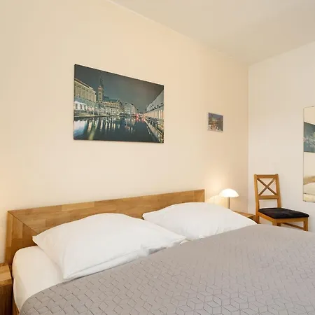 Haus Strandburg Segelboot