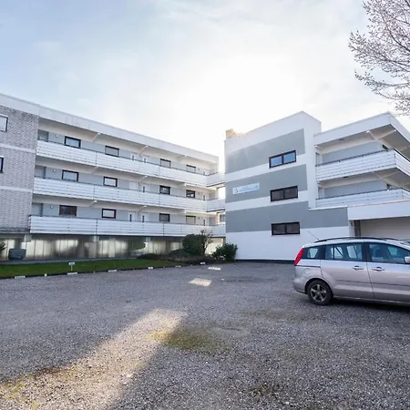 Apartment Haus Strandburg Segelboot Groemitz